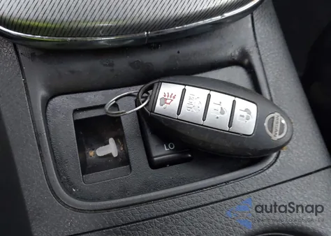 2015 Nissan Sentra Sr z USA, uszkodzony, nr VIN 3N1AB7AP0FY226480